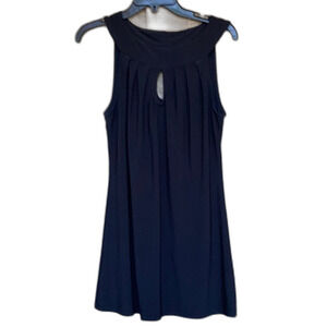 White House Black Market black key hole top